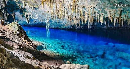 Gruta do Lago Azul