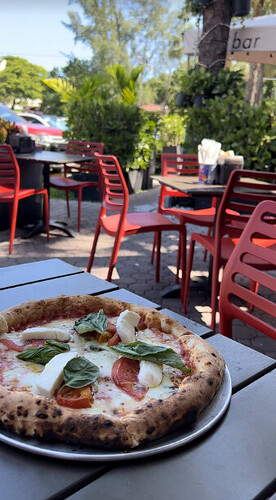 Onde encontrar restaurantes baratos em Miami Beach?