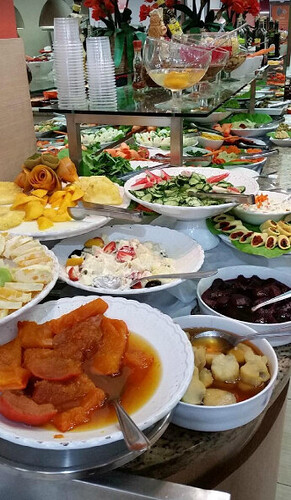 Qual o maior shopping de balneário?