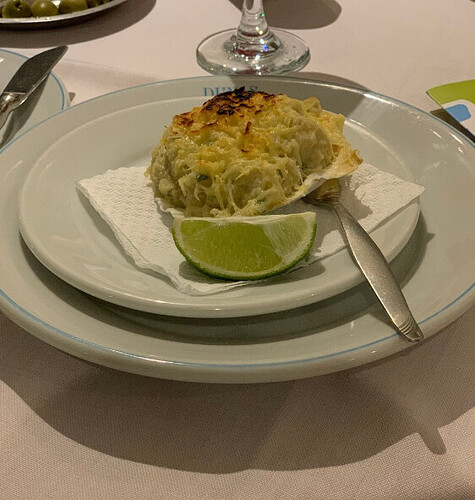 Onde tem restaurante em Torres na beira mar?