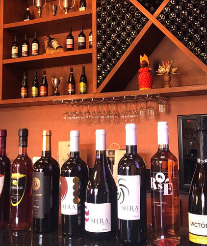 Qual vinícola visitar em São Roque?