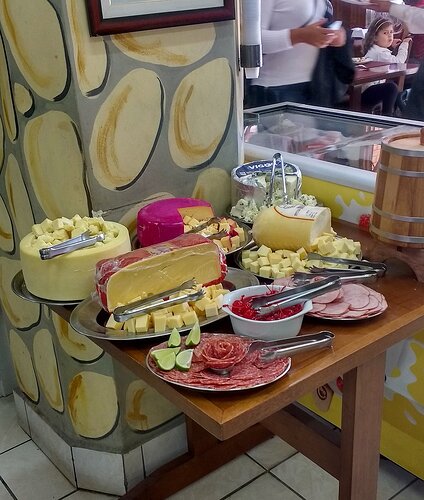 Mesa de frios, Estância Grill