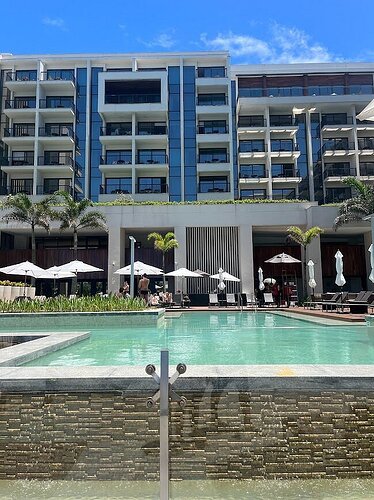 Grand Hyatt piscina