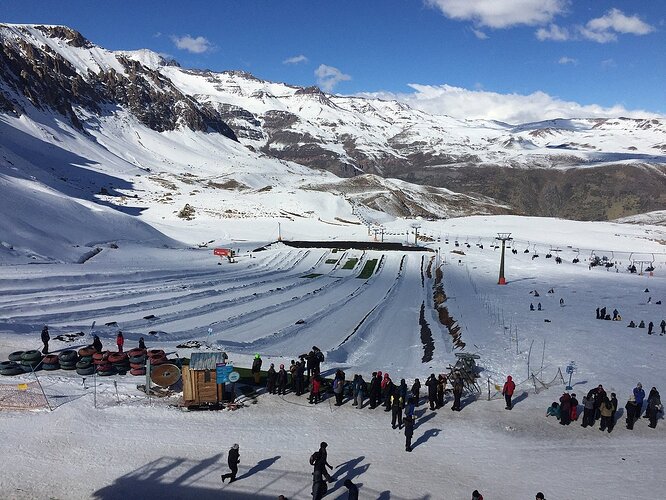 Melhores lugares baratos para ver neve na América do Sul - Farellones