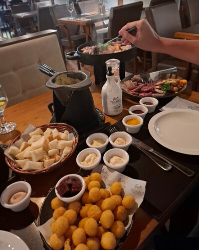 Onde não deixar de comer em Campos do Jordão?