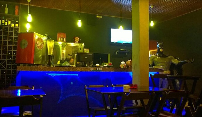 Quais são as atividades noturnas em São Thomé das Letras?