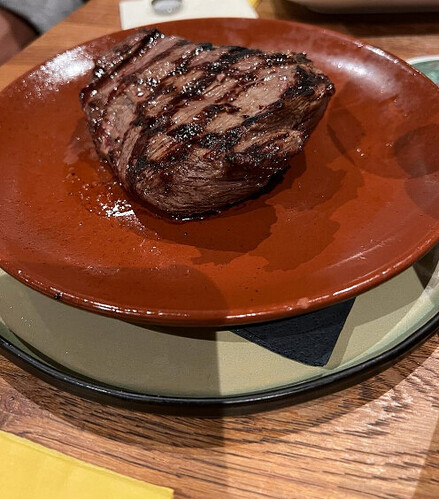 Onde encontrar restaurantes baratos em Amsterdam?