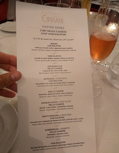 É possível almoçar no Copacabana Palace?