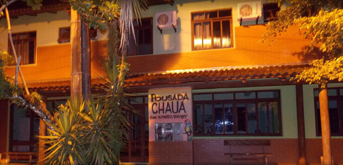 Onde posso acampar na Ilha do Mel?