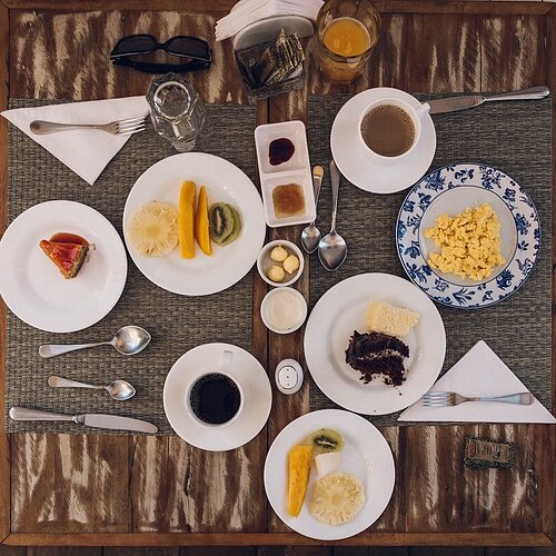 Café da manhã no Roots Resort Monte Verde