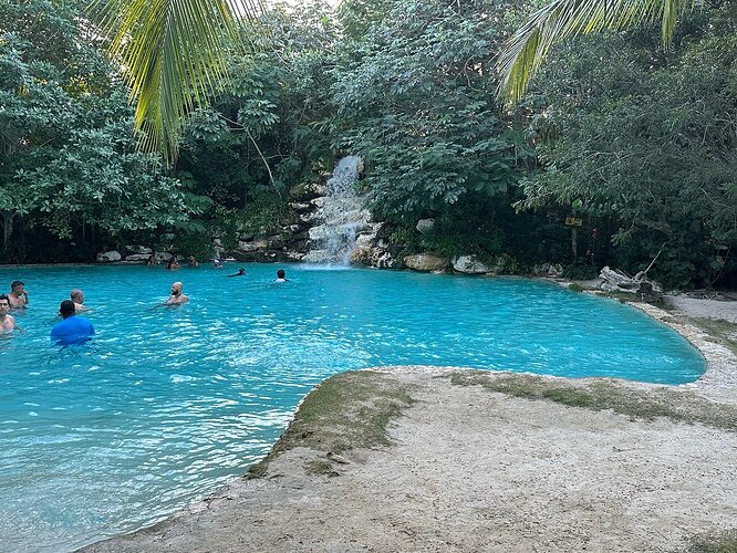 Cenote Lagoa Azul