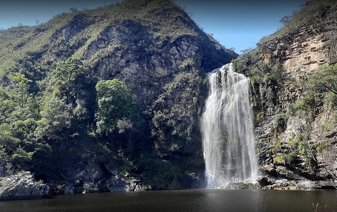 Cachoeira Véu da Noiva