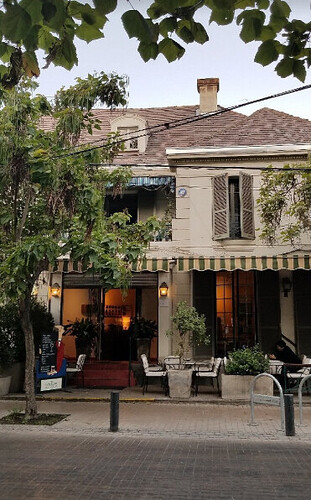 Qual melhor bairro para ficar em Santiago