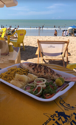 Quais restaurantes oferecem refeições acessíveis em São Miguel do Gostoso?