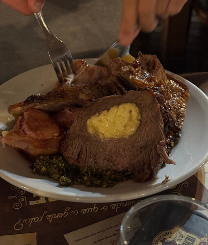 Quais são os melhores restaurantes em Canela para jantar?