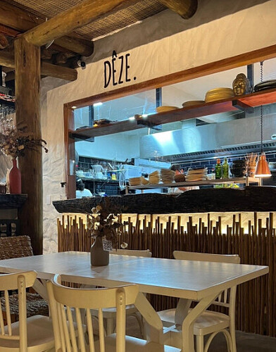 Quais são os restaurantes baratos em Caraíva?