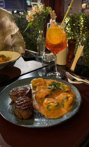 Quais são os melhores restaurantes em Canela para almoço?