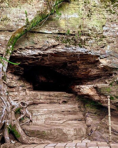 Gruta de São Thomé