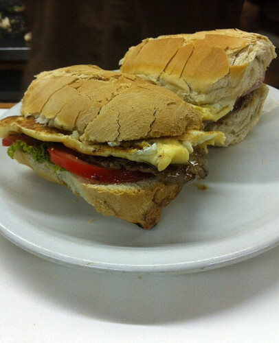 Quais são os restaurantes baratos em Ushuaia?