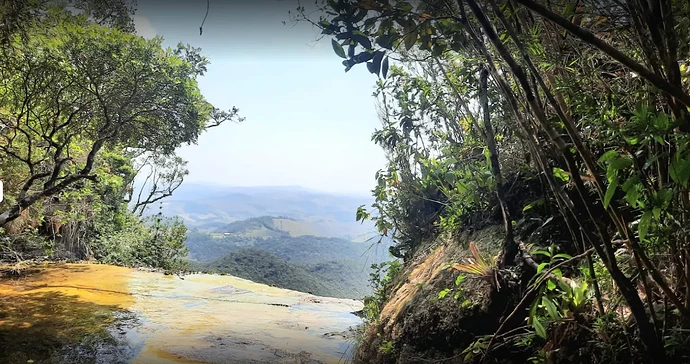 Cachoeira Janela do Céu