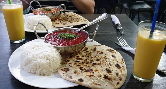 Quais são os restaurantes baratos em Santiago?