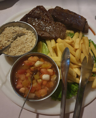 Restaurantes em Olímpia próximo ao Parque Aquático