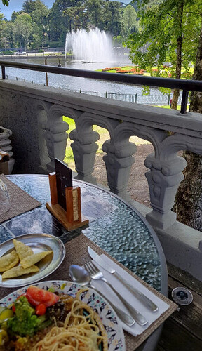 Qual o melhor restaurante buffet livre em Gramado?