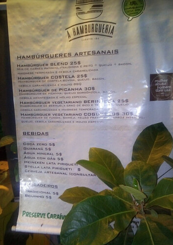 Quais são os restaurantes baratos em Caraíva?