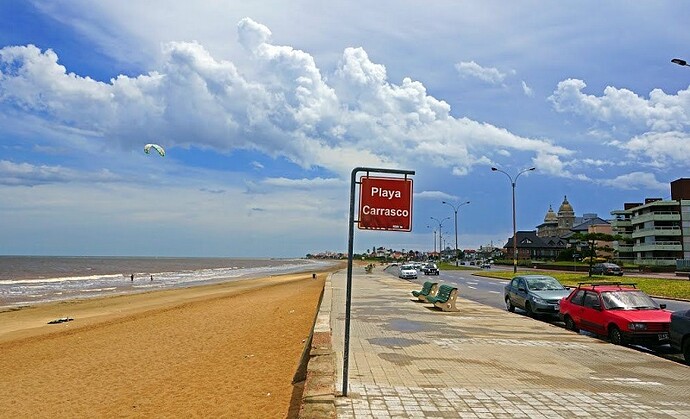 Praia de Carrasco, Montevidéu
