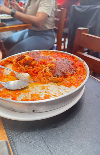 Onde encontrar restaurantes baratos em Campos?