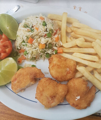 Onde posso encontrar restaurantes baratos na Riviera de São Lourenço?