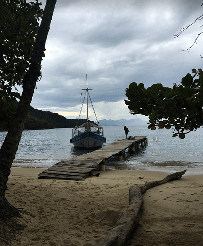 linha de turismo para a Ilha Grande