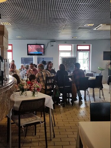 Restaurante Áseis, Portugal