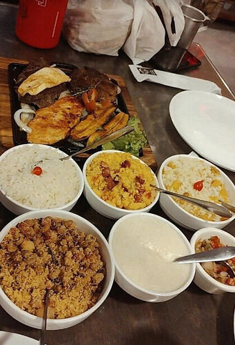 Quanto custa almoçar em Porto de Galinhas?