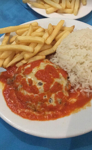 Restaurantes em Olímpia próximo ao Parque Aquático