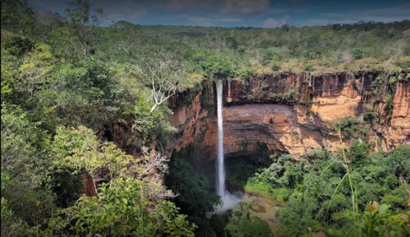 Cachoeira Véu de Noiva