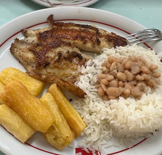 Qual o valor do almoço em São Paulo?