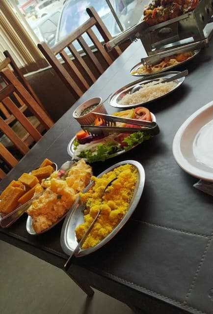 Onde posso encontrar restaurantes baratos em Taguatinga?