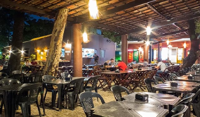 Quais são os melhores restaurantes ao ar livre em Fortaleza?