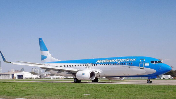 Tem voo direto para Ushuaia?