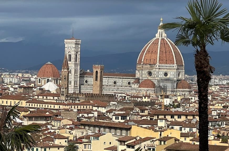Qual é o melhor bairro para ficar em Florença?