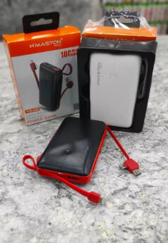 Qual carregador portátil pode levar no avião?