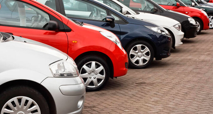 É possível alugar carro em Aracaju com facilidade?