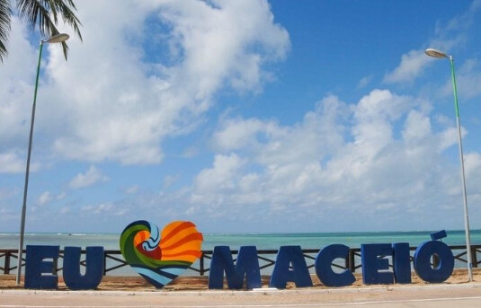 Maceió em agosto vale a pena?