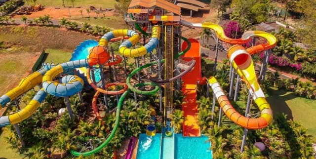 O que posso fazer em Olímpia em 3 dias?