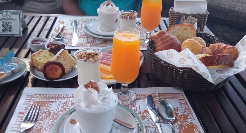 Quanto custa o almoço no Forte de Copacabana?