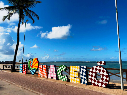 Qual é o mês mais barato para viajar para Maceió?