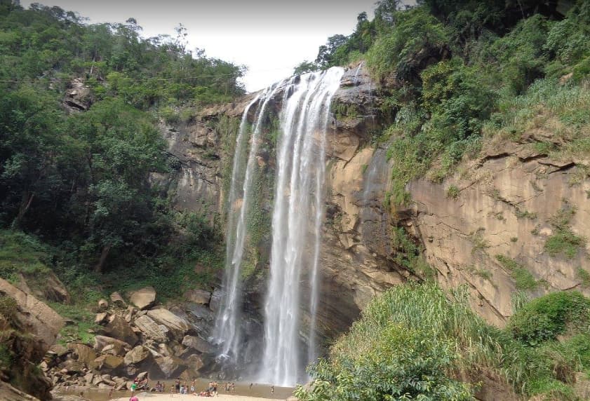 Quais são as cachoeiras mais bonitas do Espírito Santo para visitar em um fim de semana?