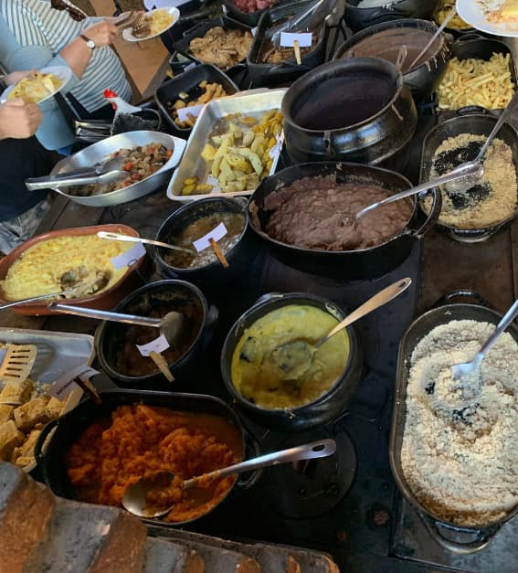 Onde comer em São Lourenço MG barato?