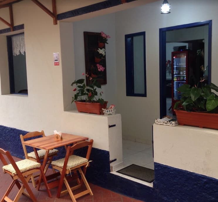 Onde encontrar restaurantes baratos em Domingos Martins?